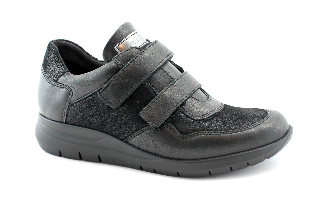 gid://shopify/Product/15739057439052_1