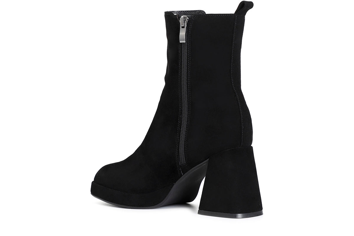 gid://shopify/Product/16121755631948_2