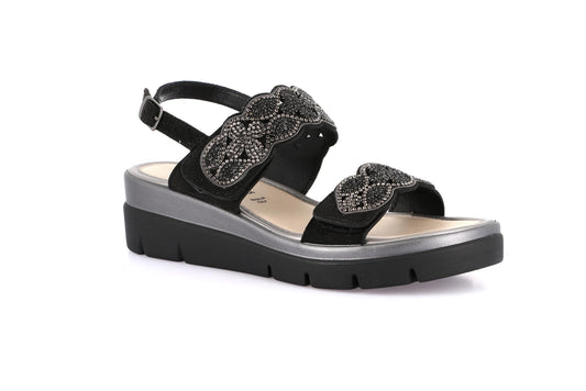 gid://shopify/Product/15798265545036_57721908199756