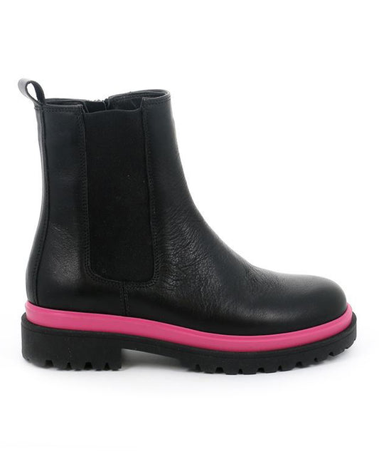 gid://shopify/Product/15739836301644_1