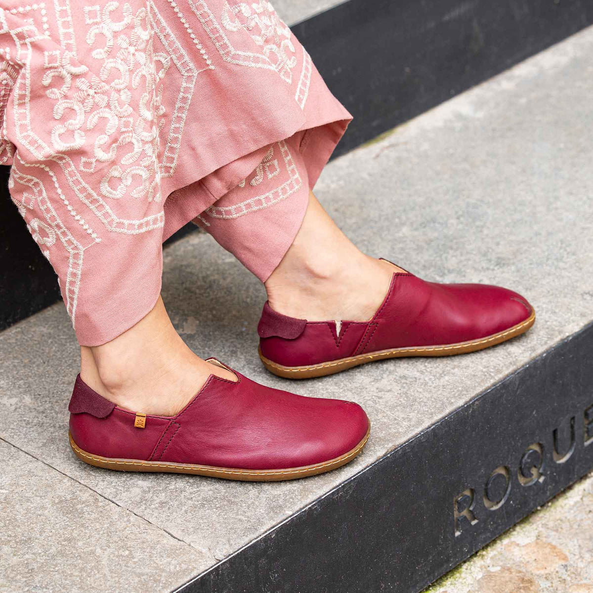 gid://shopify/Product/15700221100364_9