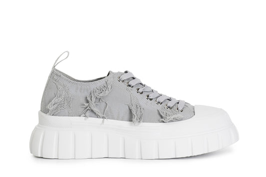 gid://shopify/Product/15717848940876_57364369768780