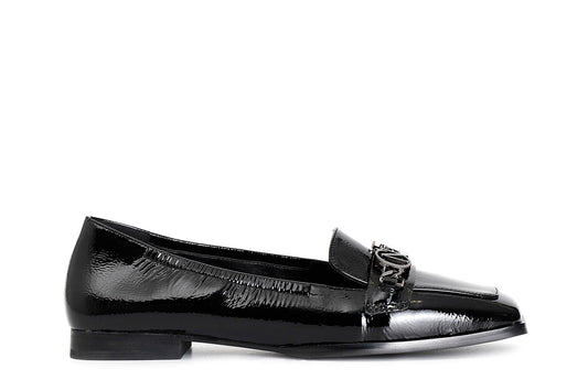 gid://shopify/Product/16175338291532_1