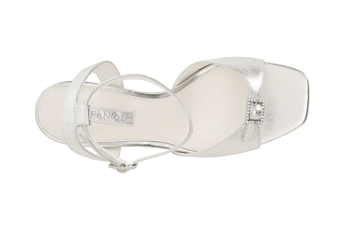 gid://shopify/Product/16035204432204_3