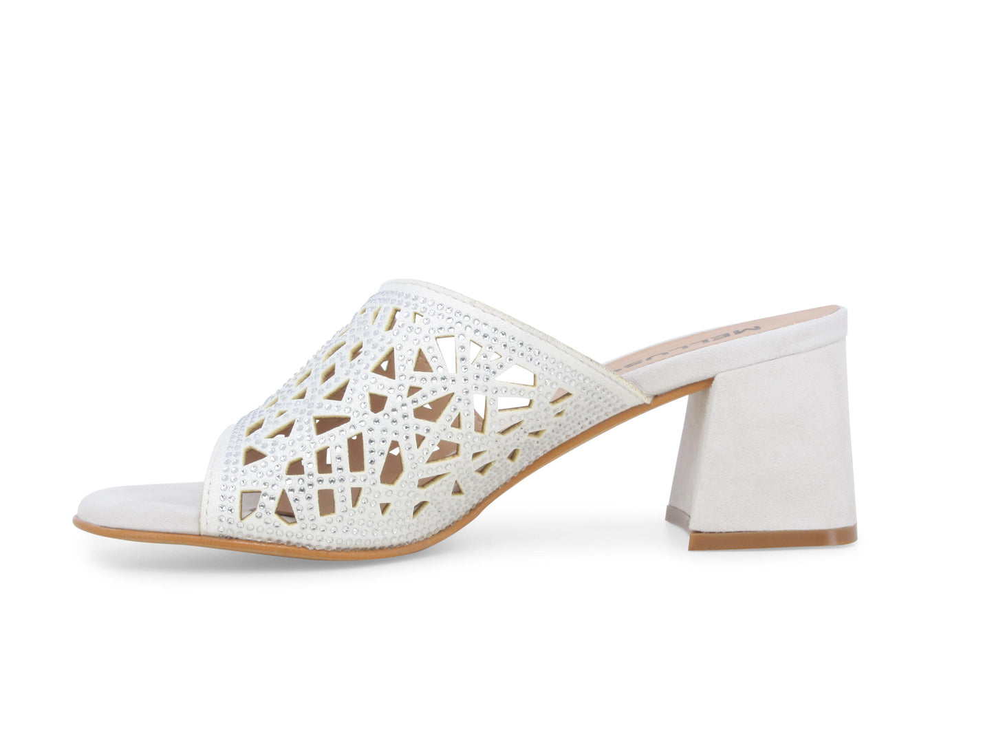 gid://shopify/Product/15686353846604_4