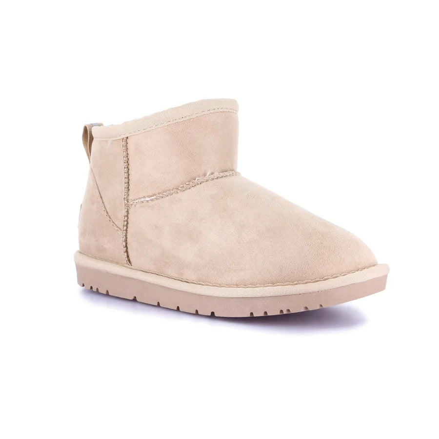 gid://shopify/Product/15754305667404_57519440396620