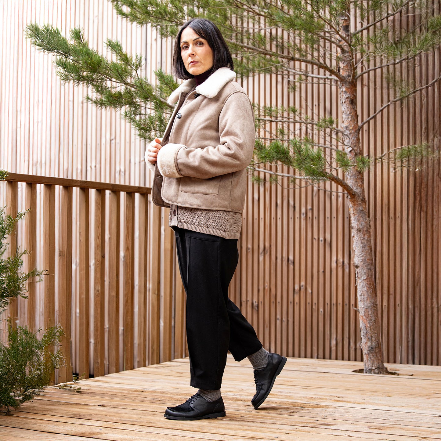 gid://shopify/Product/15700860600652_8