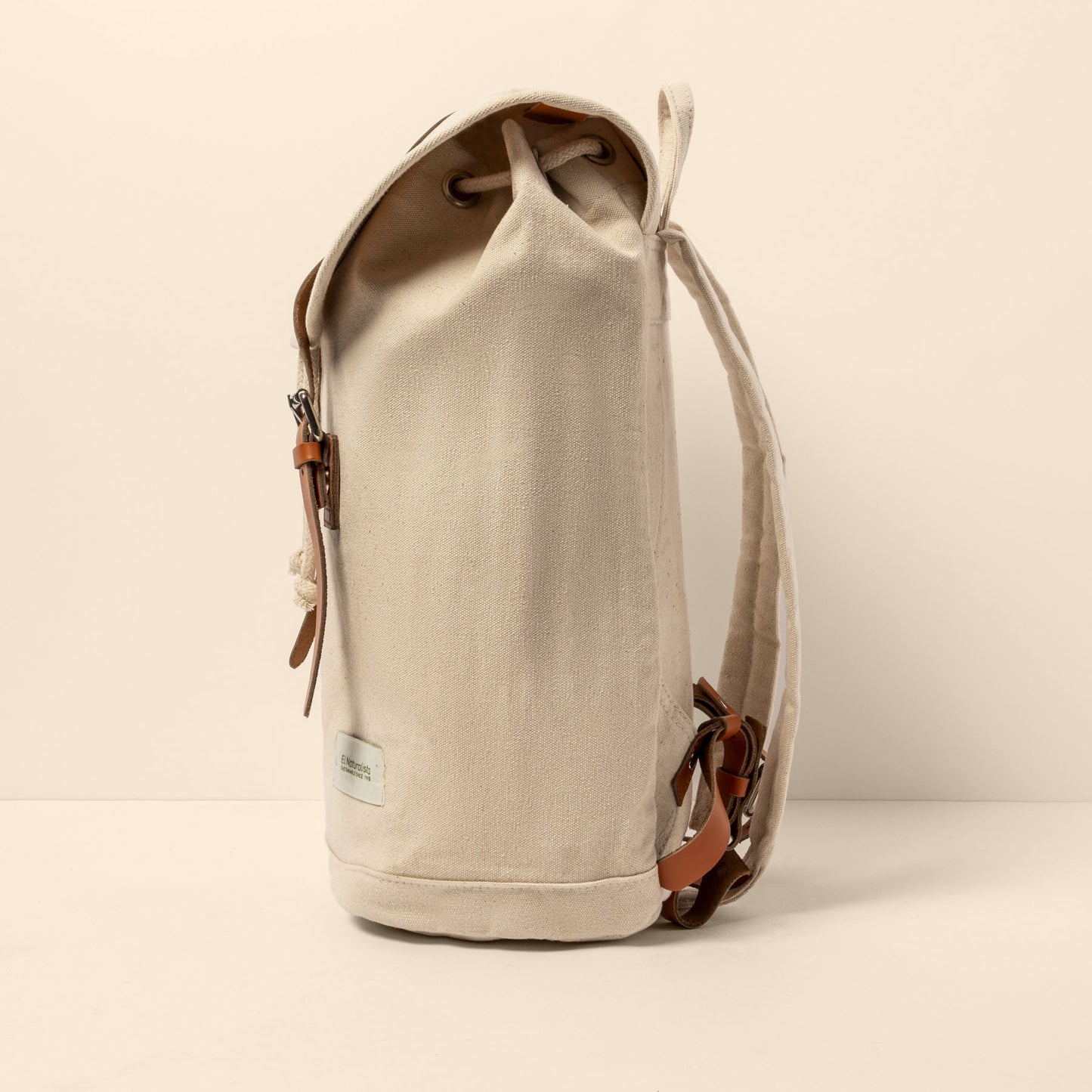 gid://shopify/Product/15700292567372_5