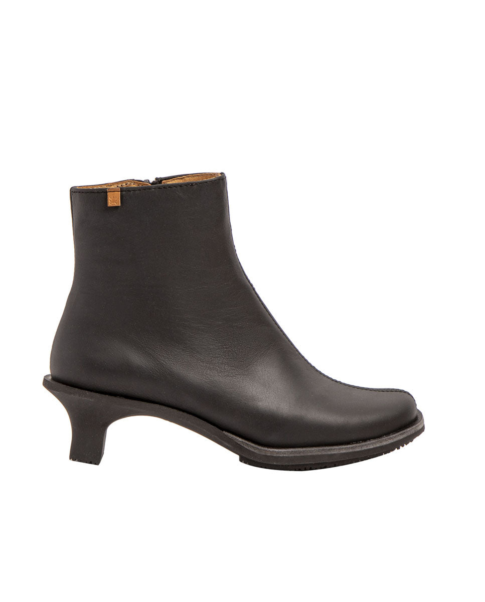 gid://shopify/Product/15700212187468_9