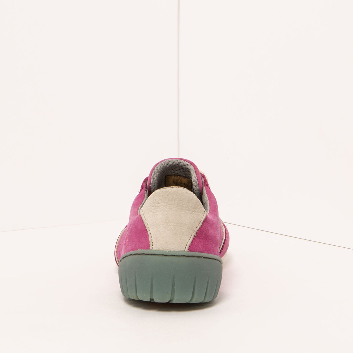 gid://shopify/Product/16172055855436_8