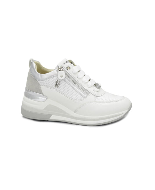 gid://shopify/Product/15738090193228_1