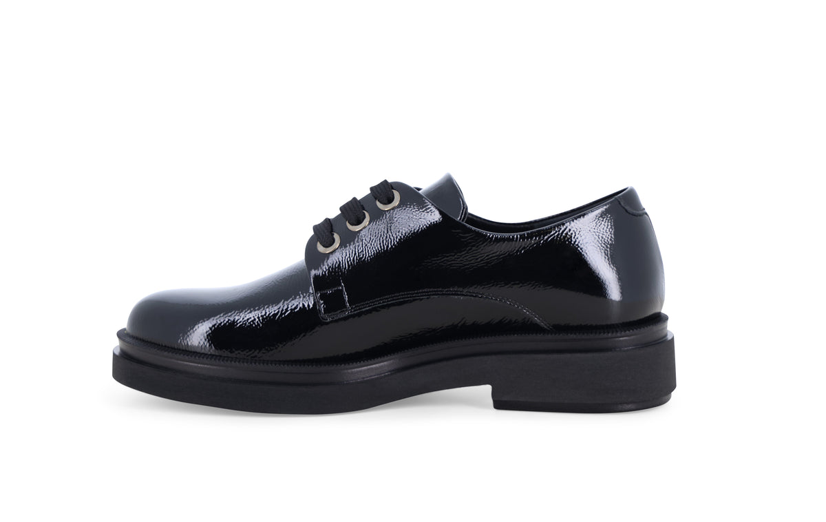 gid://shopify/Product/16118342746444_4