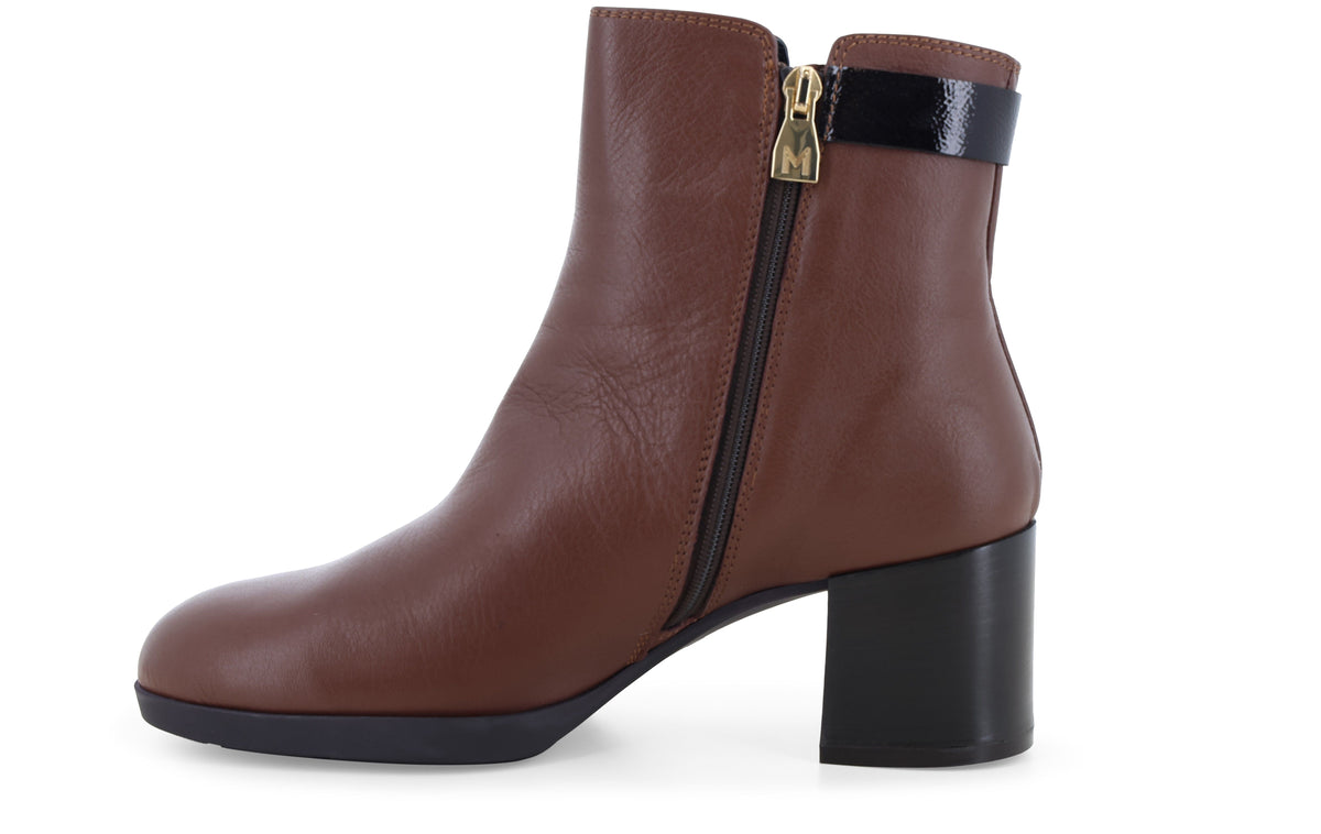 gid://shopify/Product/16156565045580_4