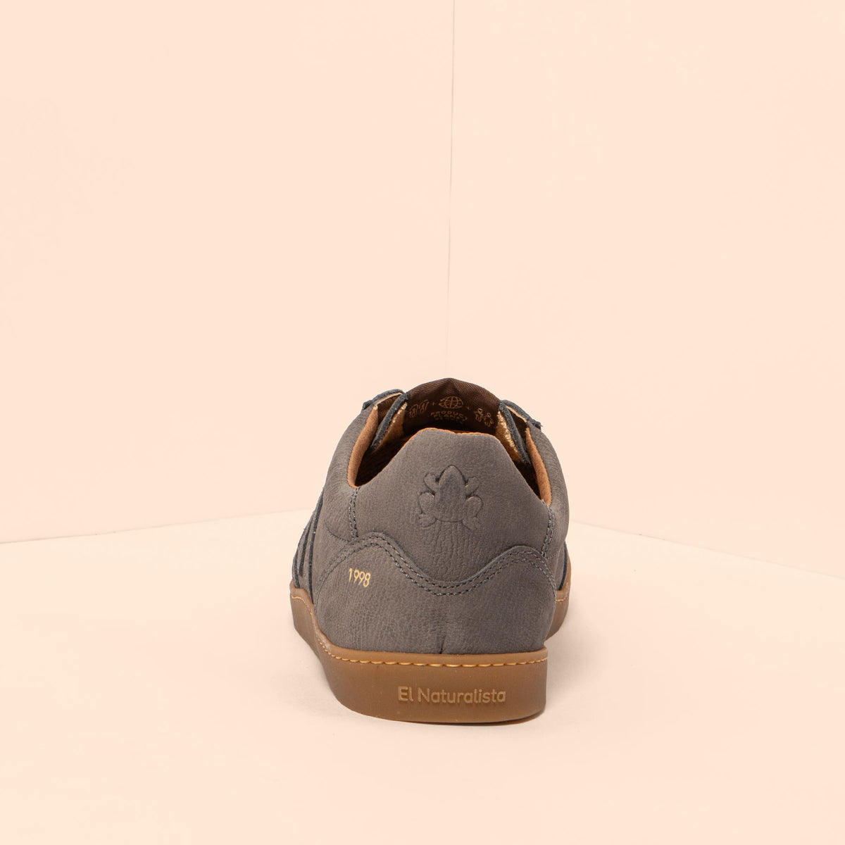 gid://shopify/Product/16124504932684_5