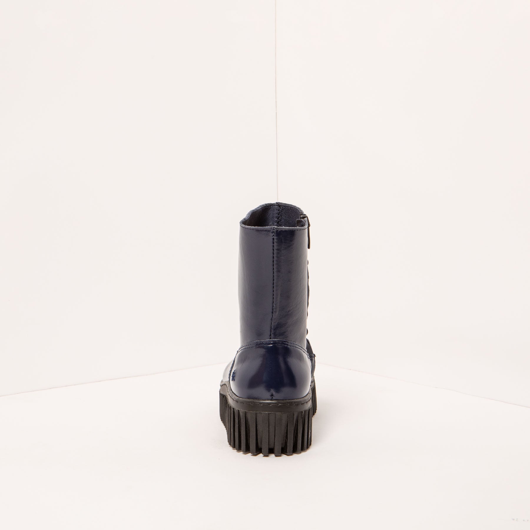 gid://shopify/Product/15694061568332_5