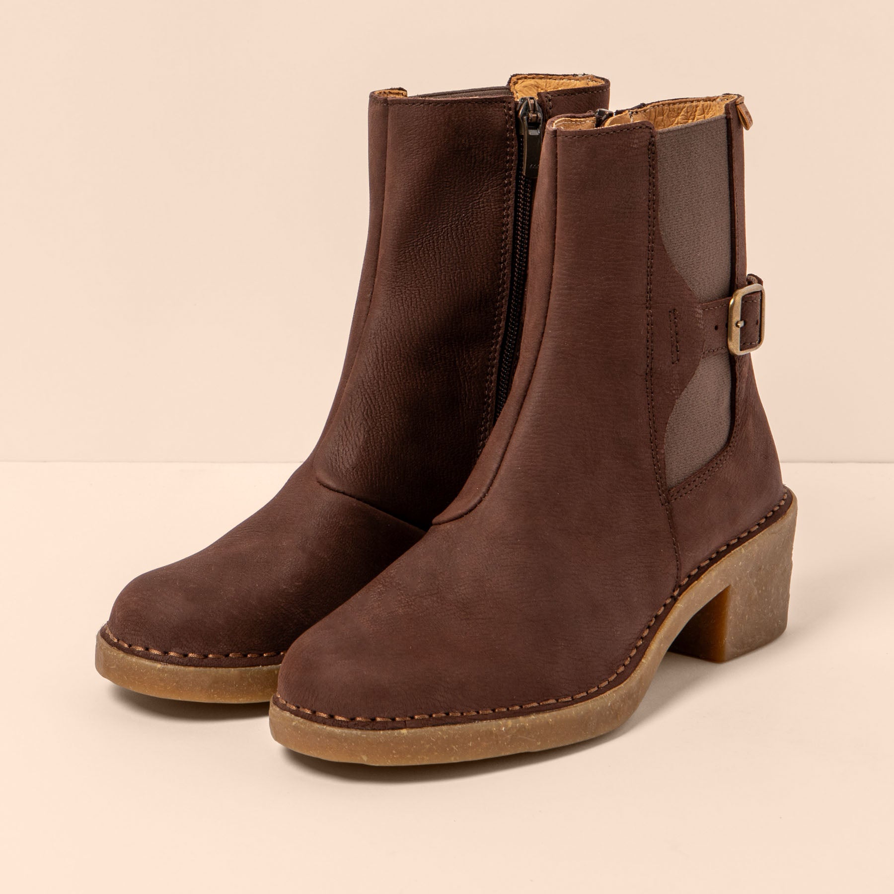 gid://shopify/Product/15700855783756_2