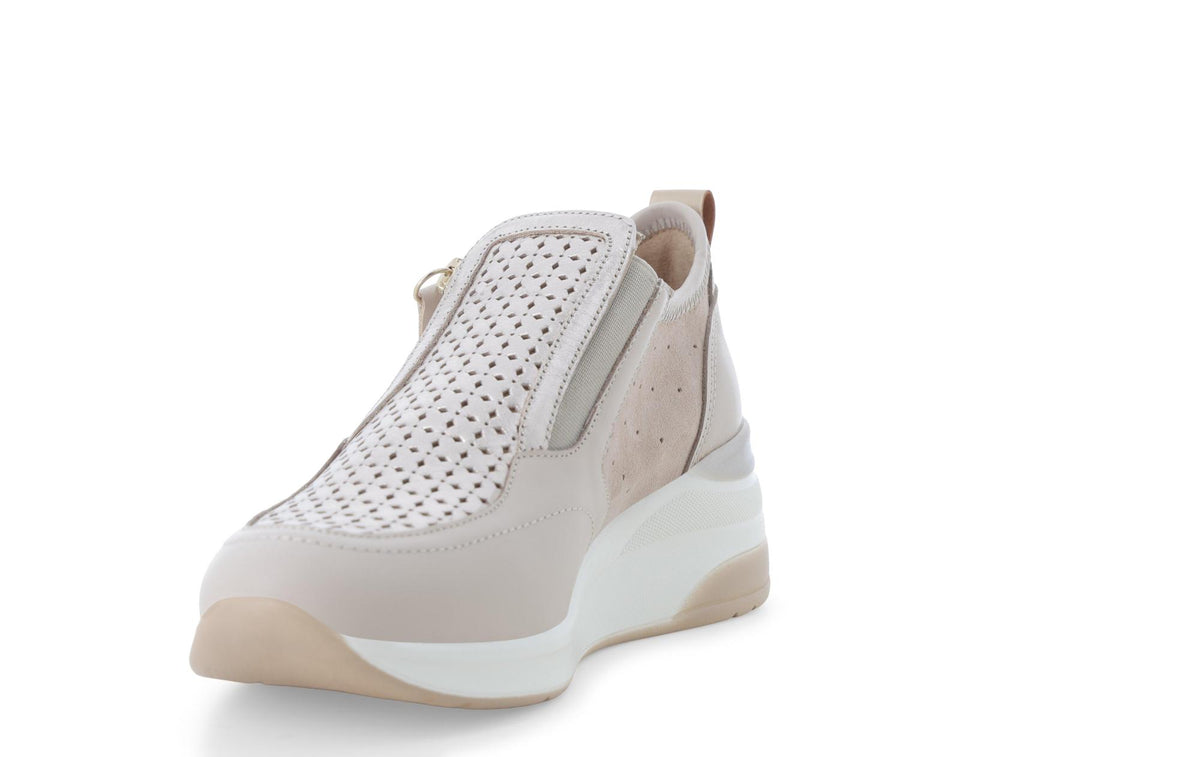 gid://shopify/Product/15761219191116_3