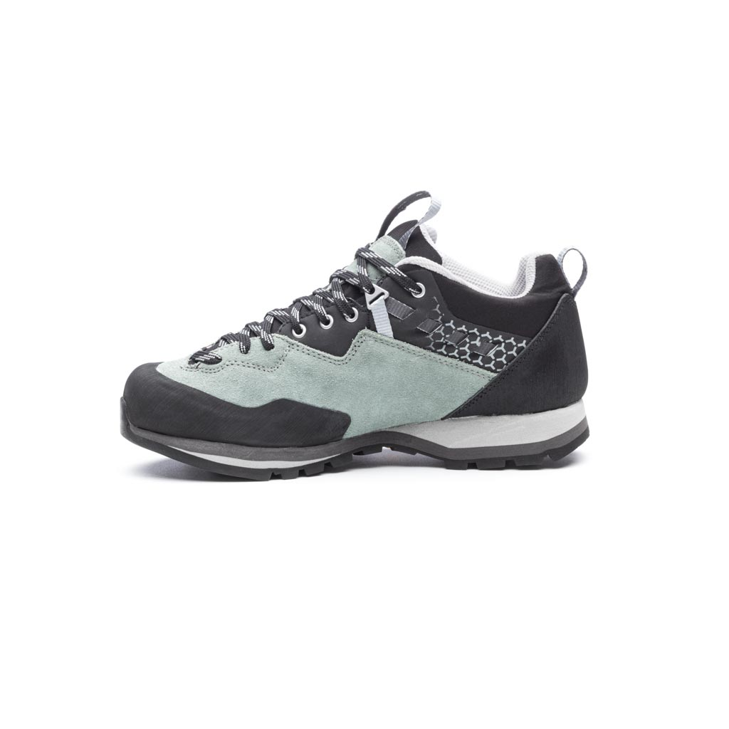 gid://shopify/Product/15702941892940_7