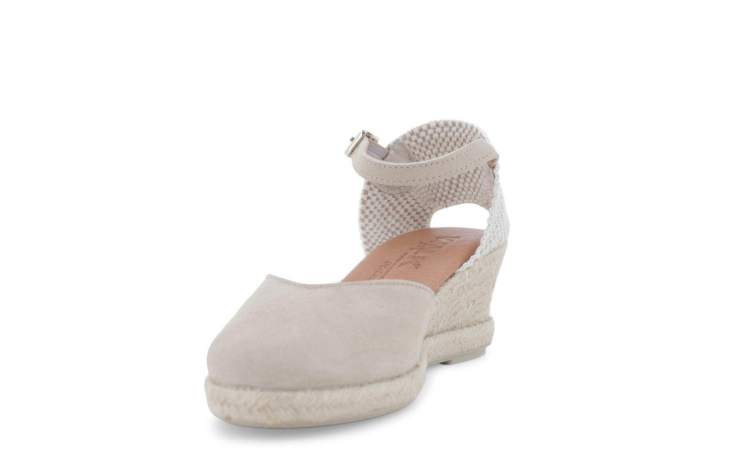 gid://shopify/Product/15686110413132_3