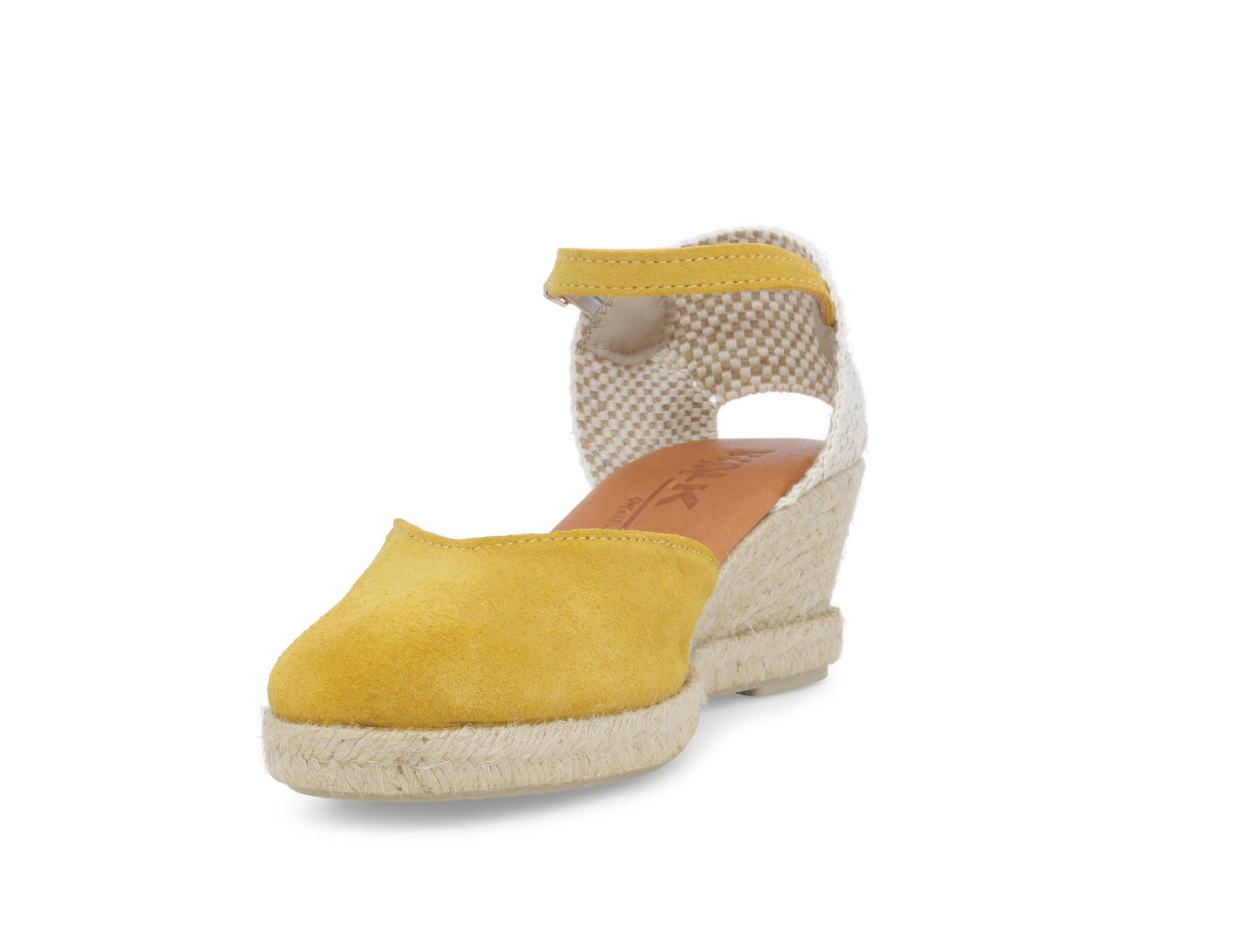 gid://shopify/Product/15686114246988_3
