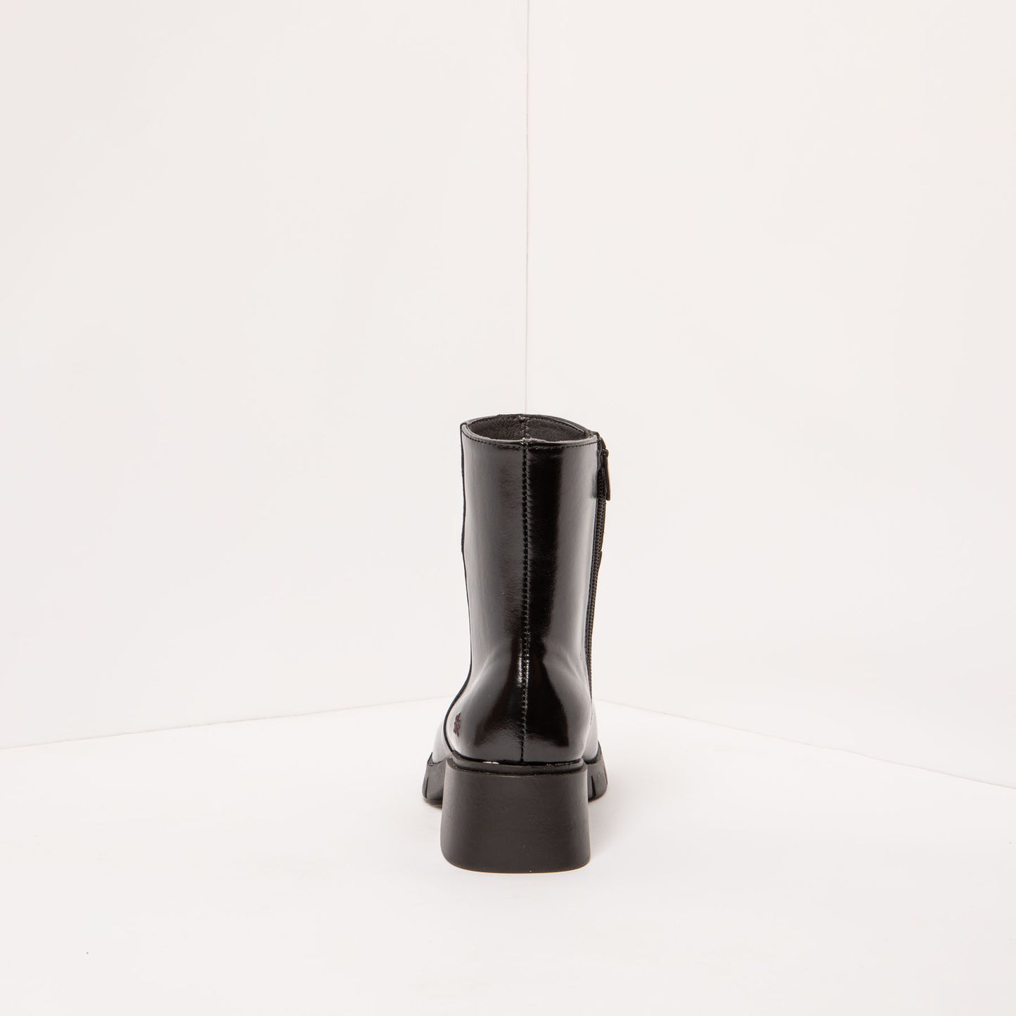 gid://shopify/Product/15693784875340_5