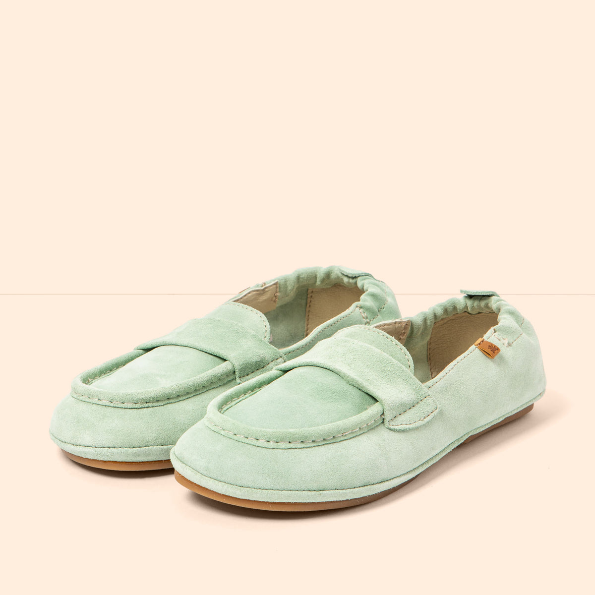 gid://shopify/Product/16124785590604_2