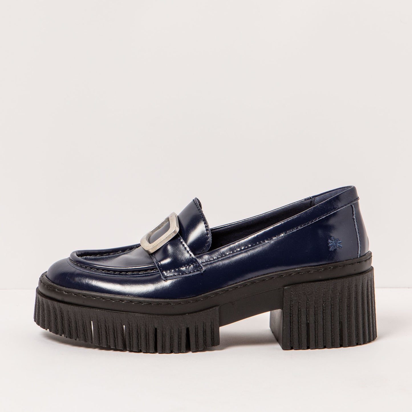 gid://shopify/Product/15693854343500_1