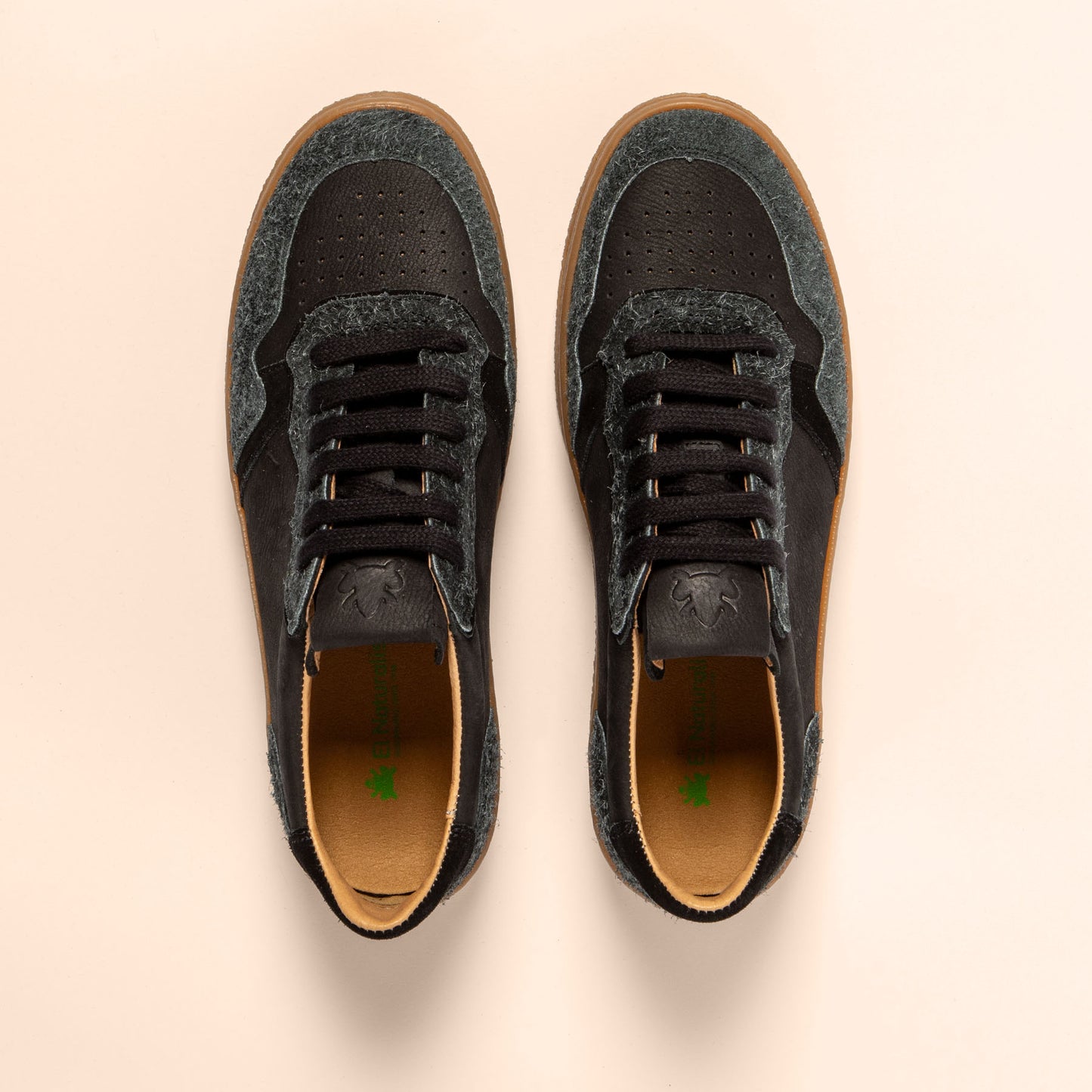 gid://shopify/Product/15700859978060_4