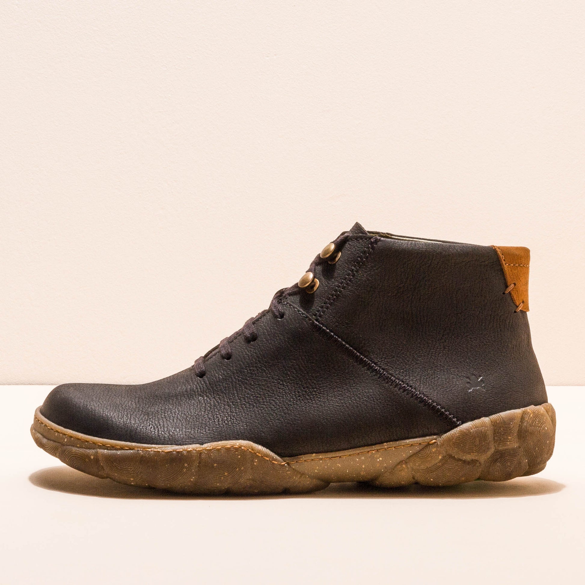 gid://shopify/Product/15699887259980_1