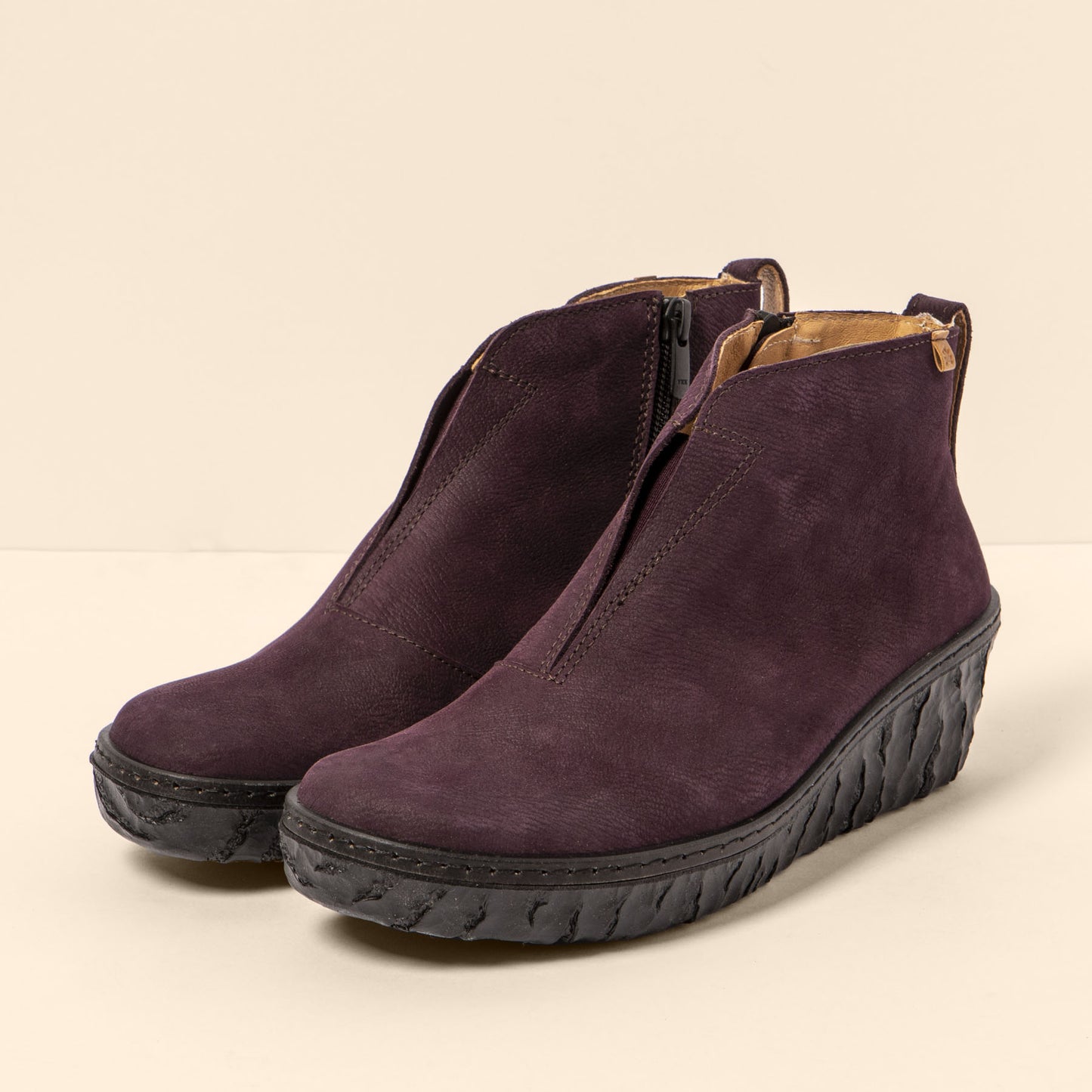 gid://shopify/Product/15699912393036_5