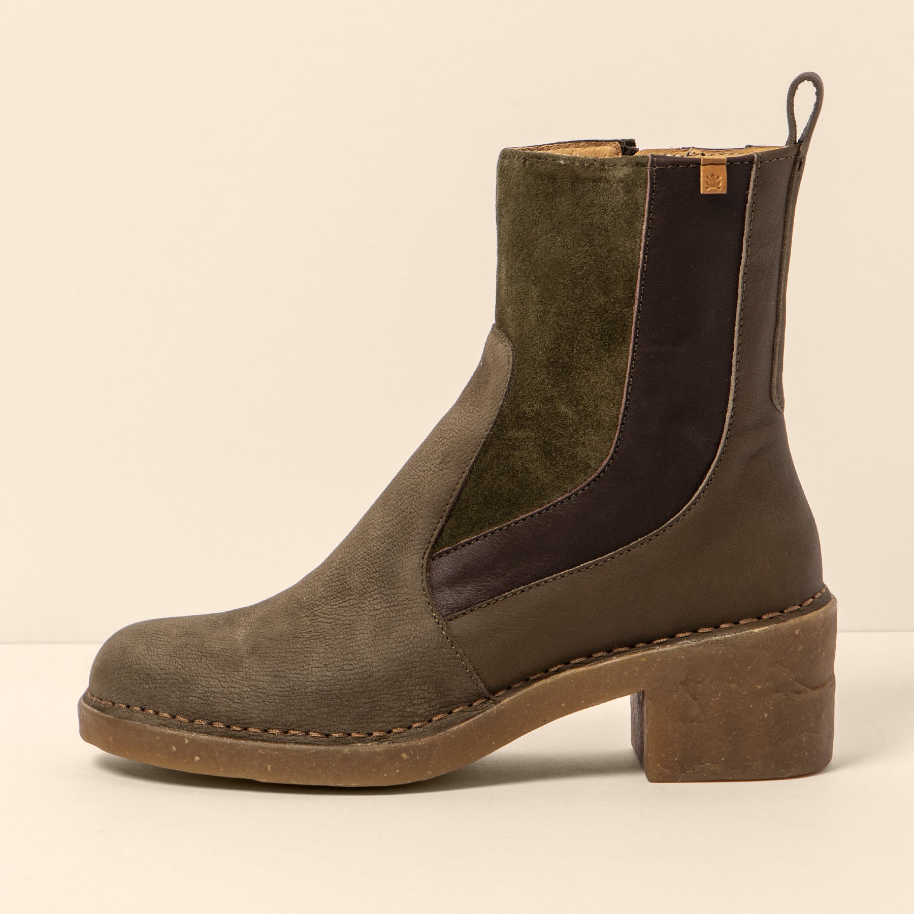 gid://shopify/Product/15700050968908_4