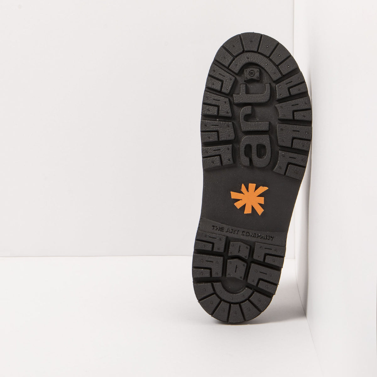 gid://shopify/Product/16171569709388_6