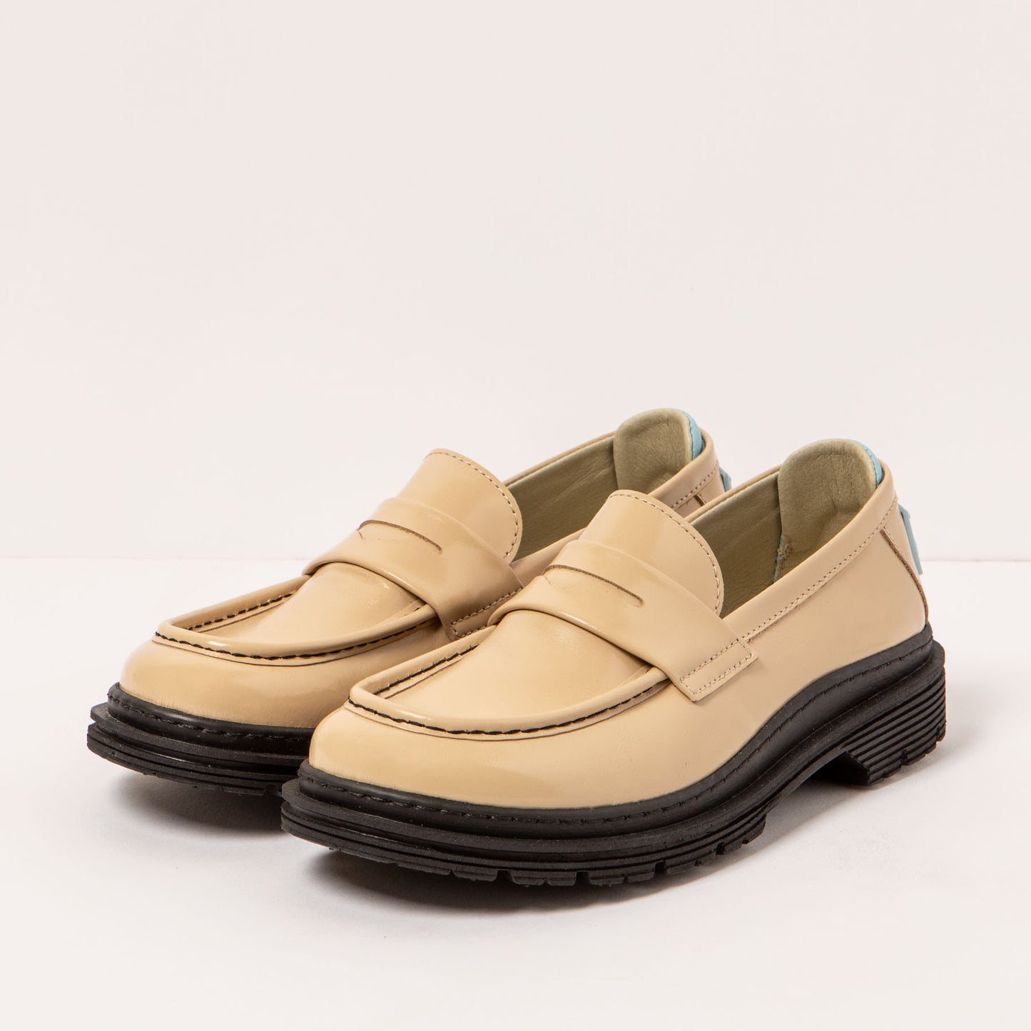 gid://shopify/Product/15694333313356_2