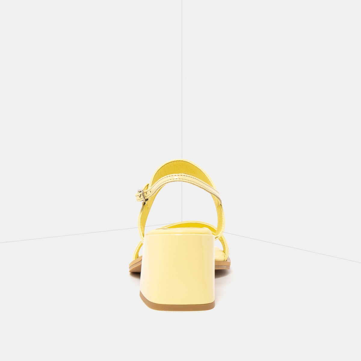 gid://shopify/Product/16173053051212_5