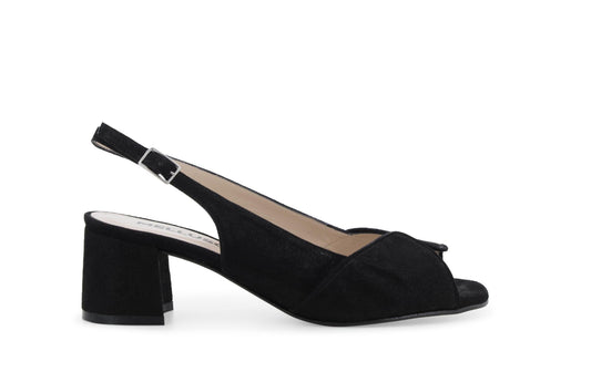 gid://shopify/Product/15685852430668_1
