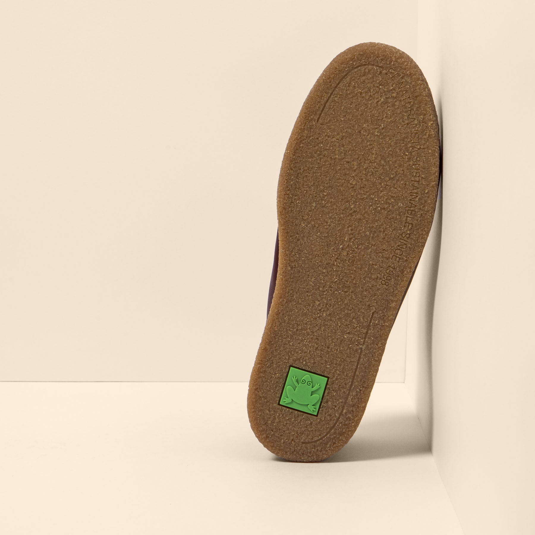 gid://shopify/Product/15700096385356_6