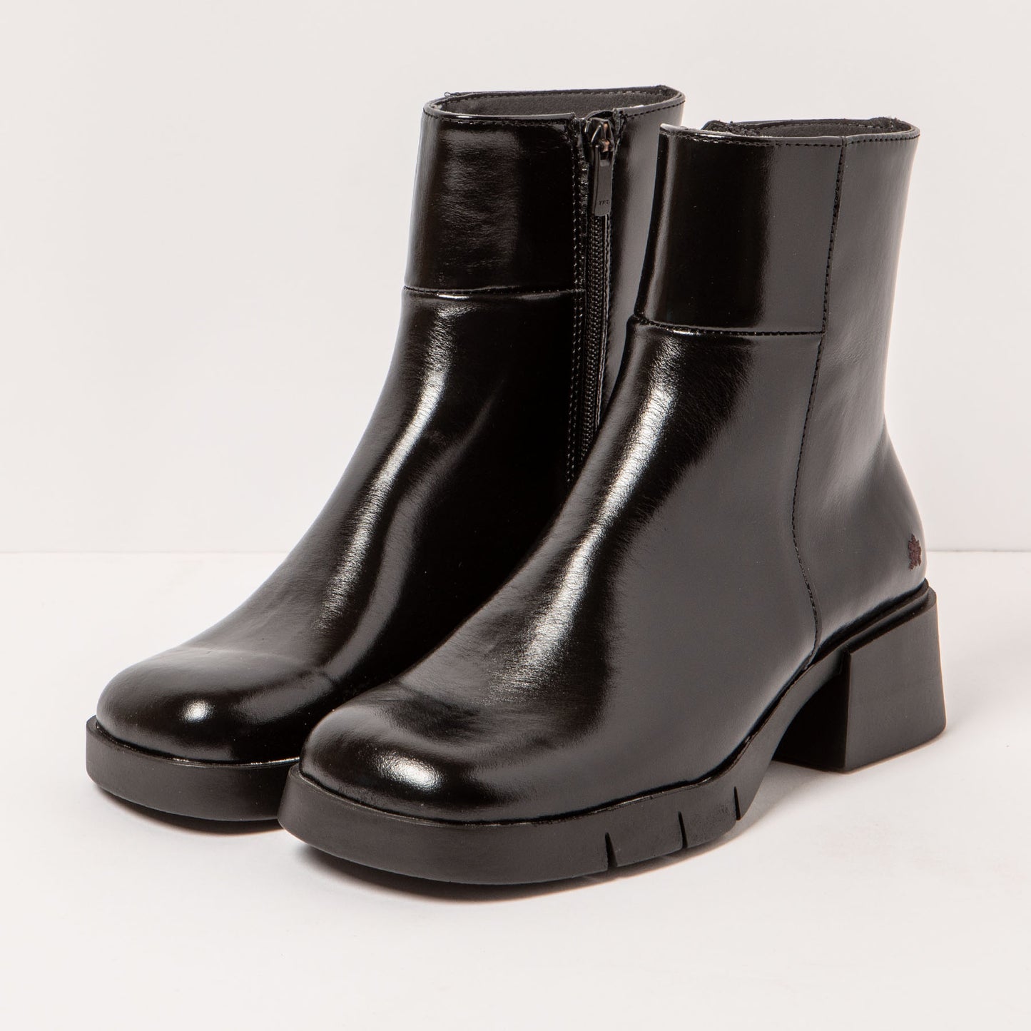 gid://shopify/Product/15693784875340_2