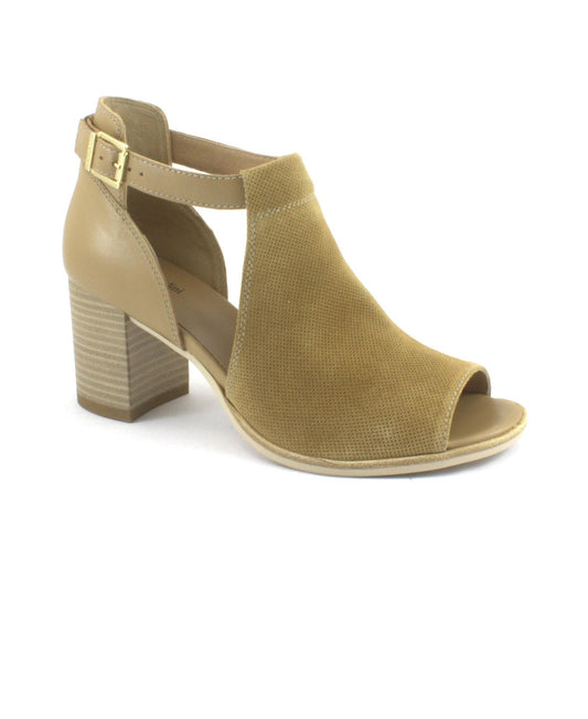 gid://shopify/Product/15739861270860_1