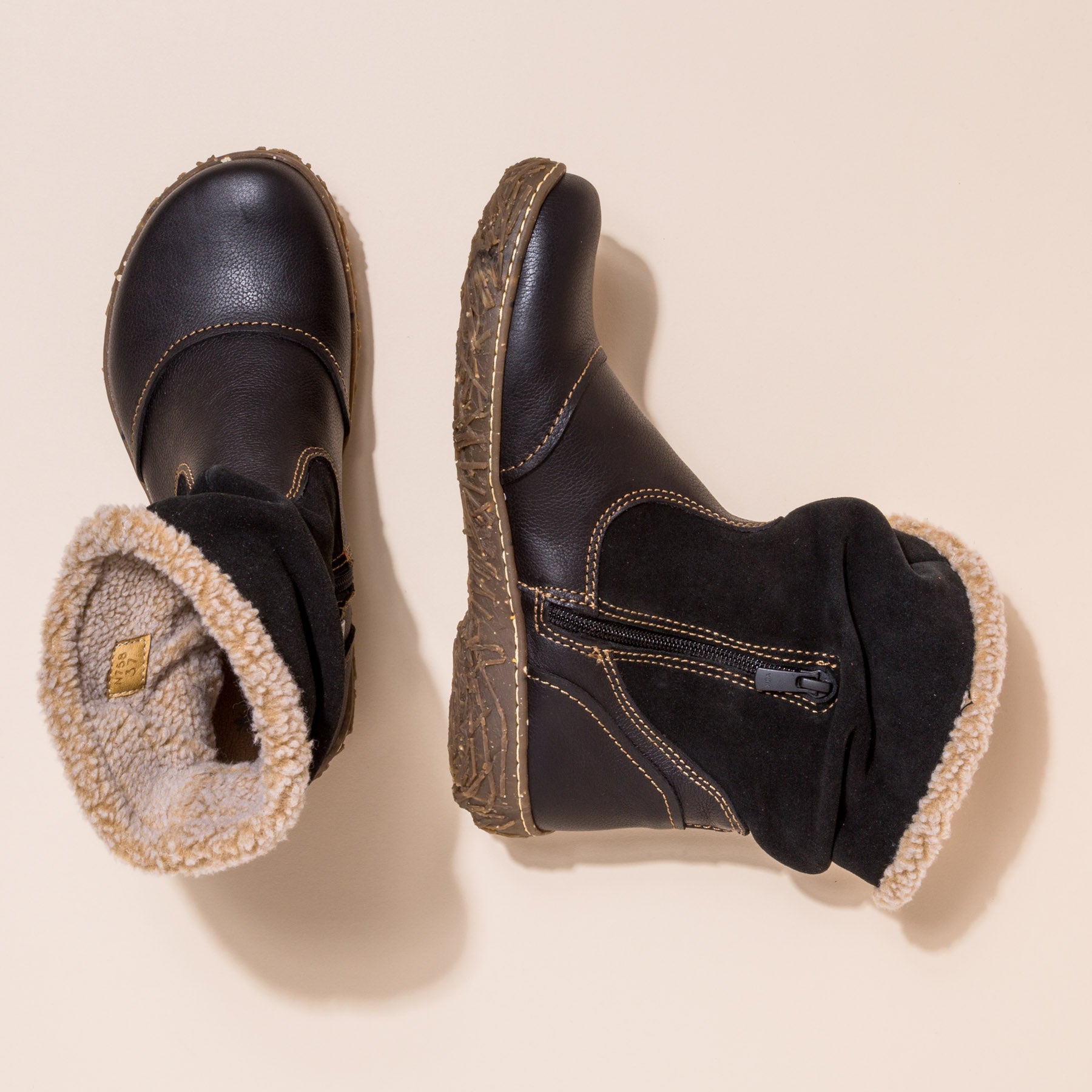 gid://shopify/Product/15700257931596_7