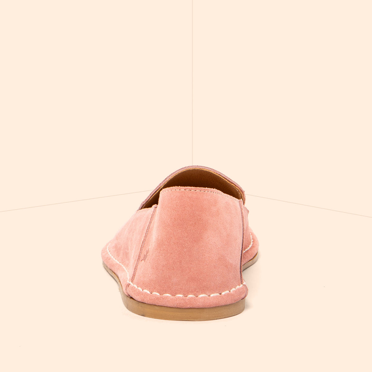 gid://shopify/Product/16124870132044_5