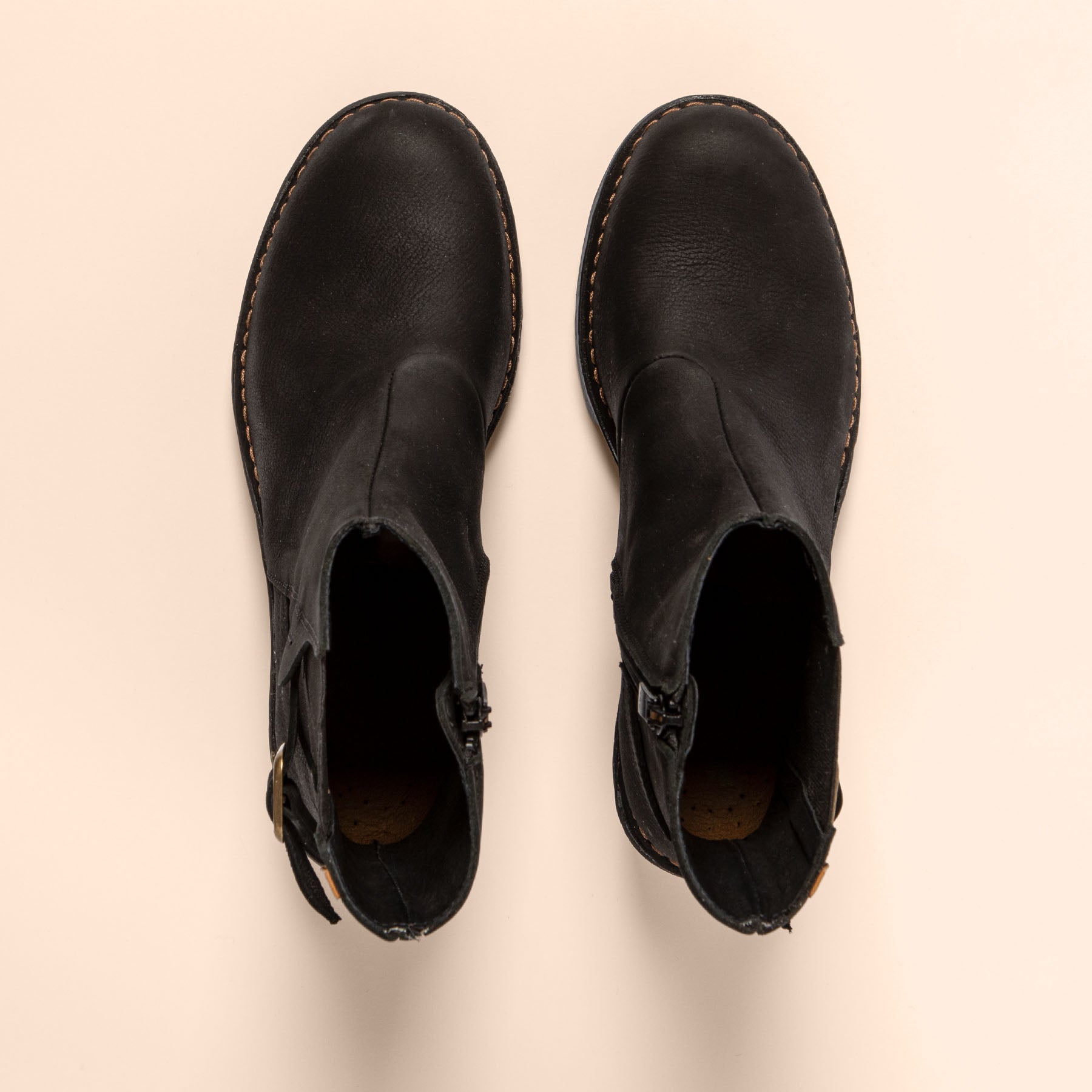 gid://shopify/Product/15700855554380_4