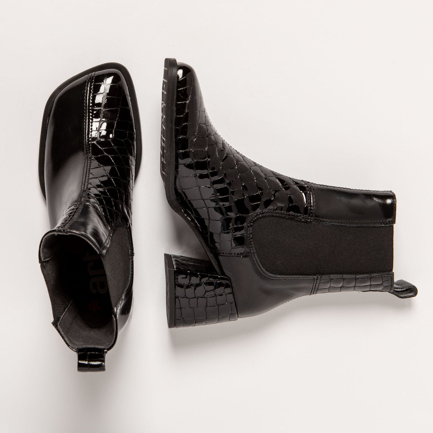 gid://shopify/Product/15694190903628_4