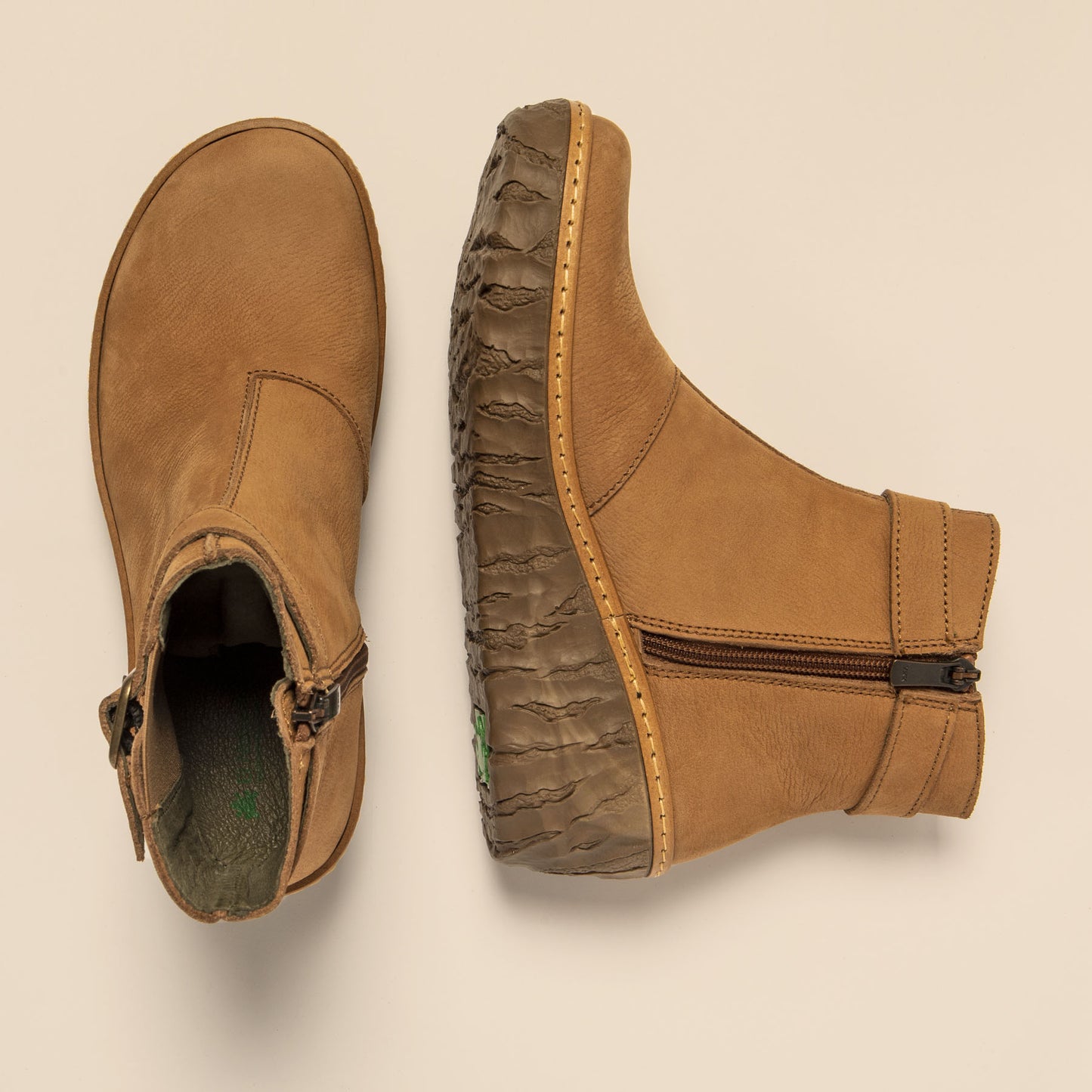 gid://shopify/Product/15699903414604_4