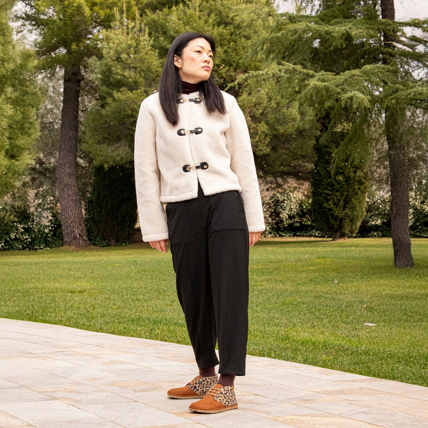 gid://shopify/Product/15700758102348_8