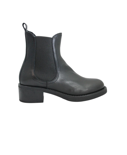 gid://shopify/Product/16157432381772_1