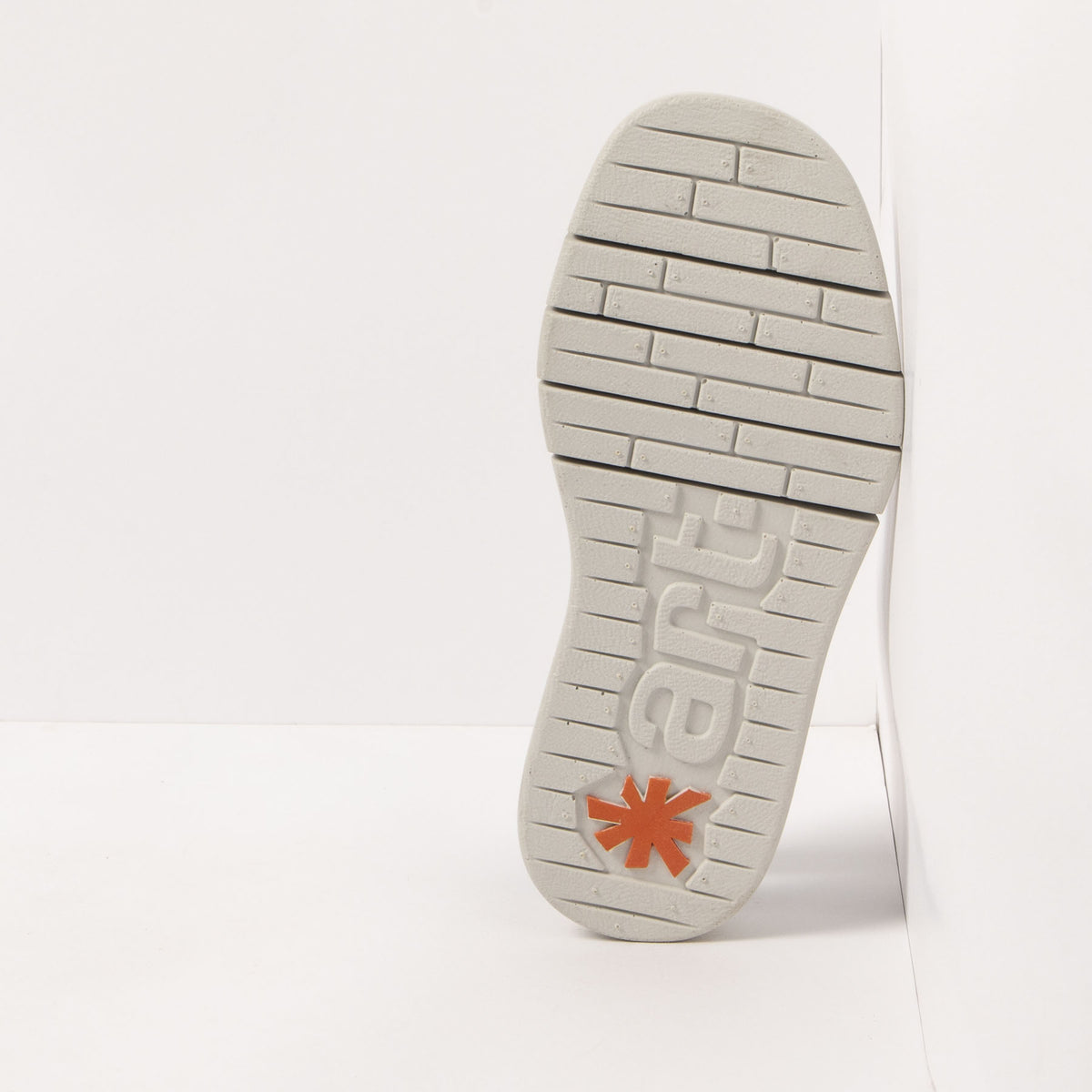 gid://shopify/Product/16171554177356_6
