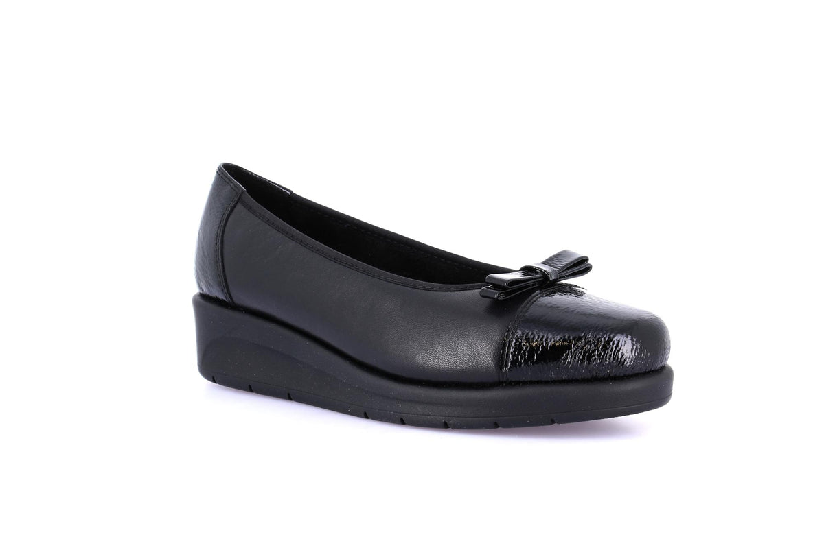 gid://shopify/Product/16106987651404_1