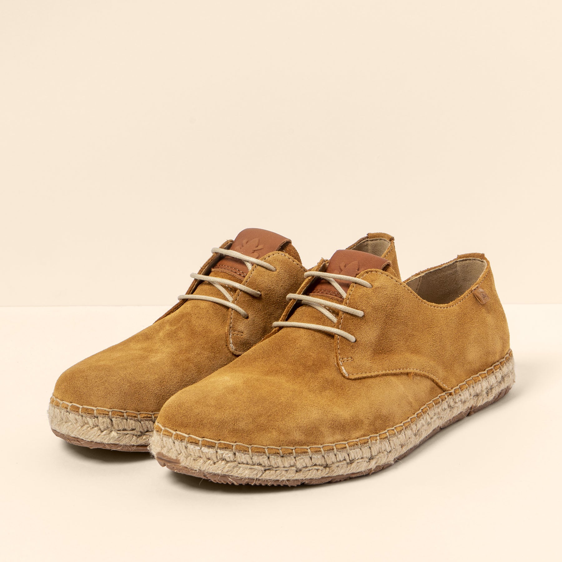 gid://shopify/Product/15791718433100_5