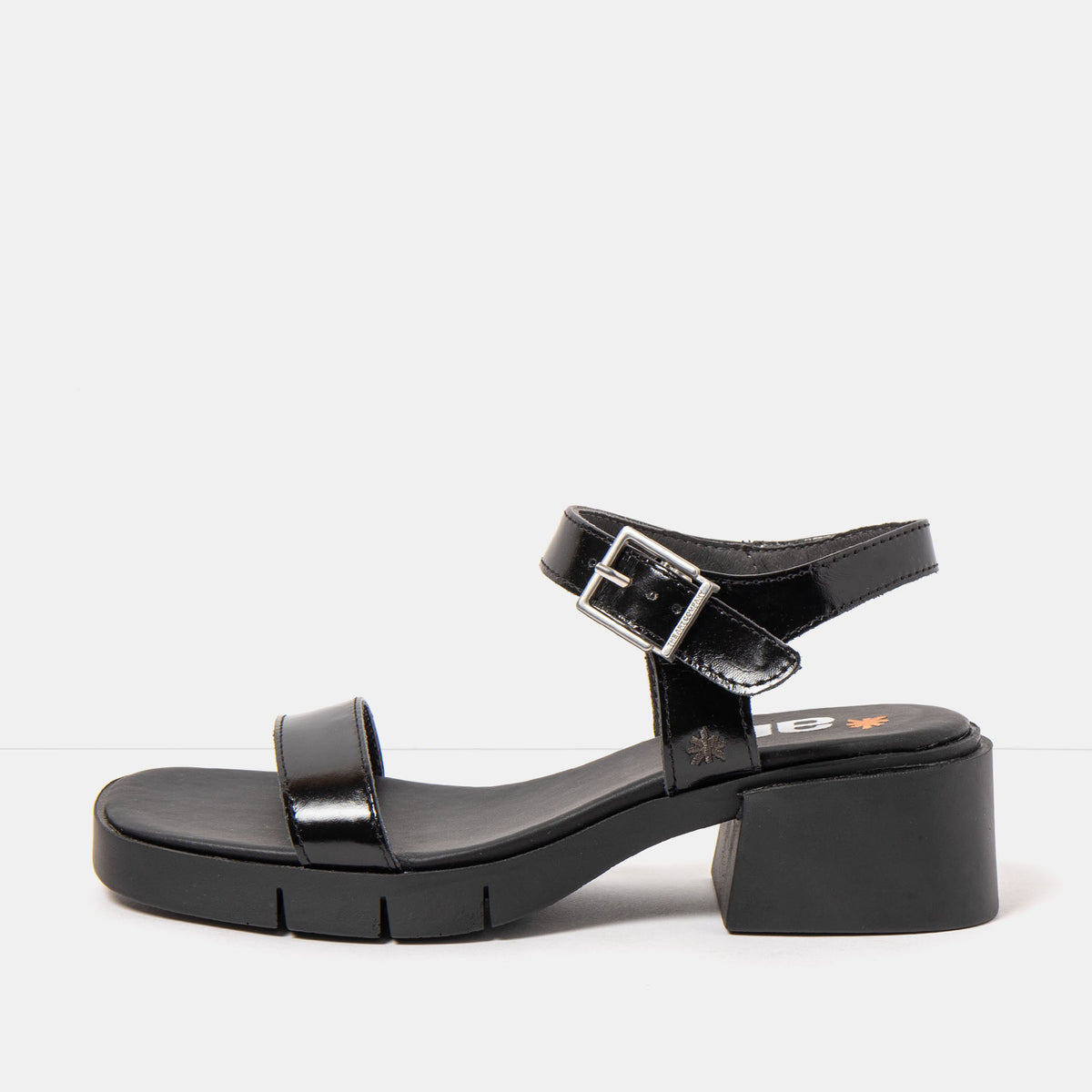 gid://shopify/Product/16173084246348_1