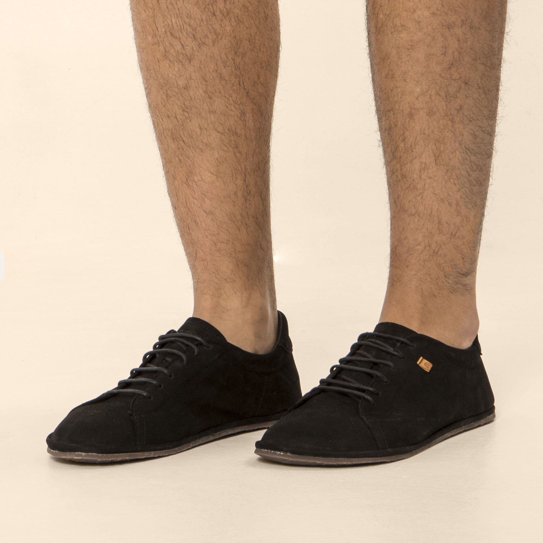 gid://shopify/Product/15700380746060_2